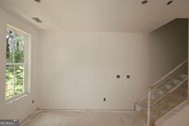 646 Memphis Drive, Scottdale, GA 30079