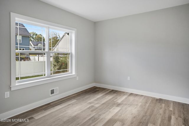 38 Watts Avenue, Barnegat, NJ 08005