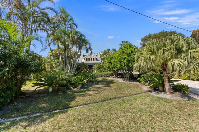 1993 SE Giffen Avenue, Port St. Lucie, Port St Lucie, FL 34952