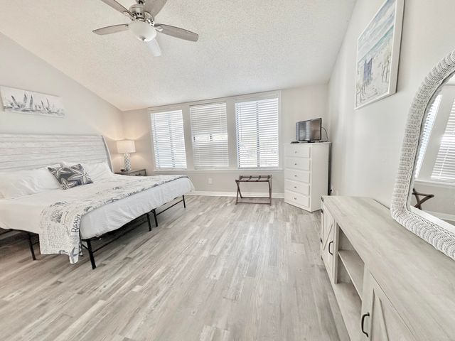 8730 S Thomas Drive UNIT 213, Panama City Beach, FL 32408