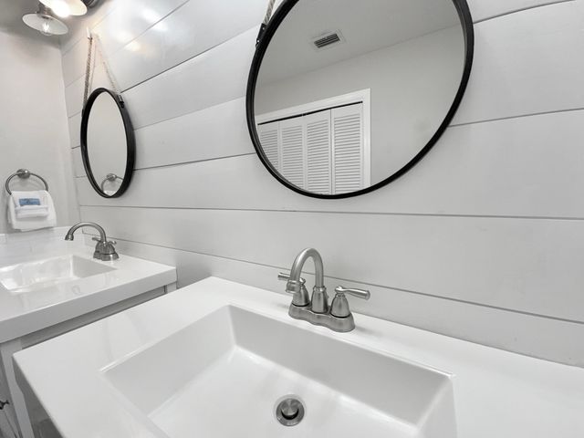 8730 S Thomas Drive UNIT 213, Panama City Beach, FL 32408