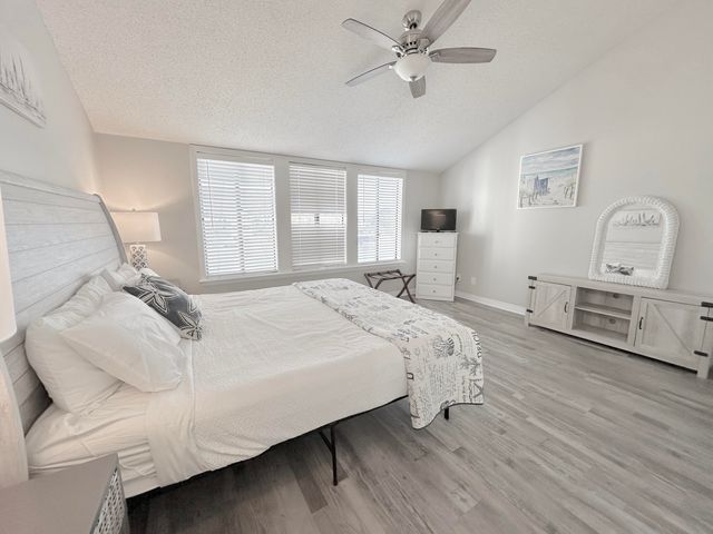 8730 S Thomas Drive UNIT 213, Panama City Beach, FL 32408