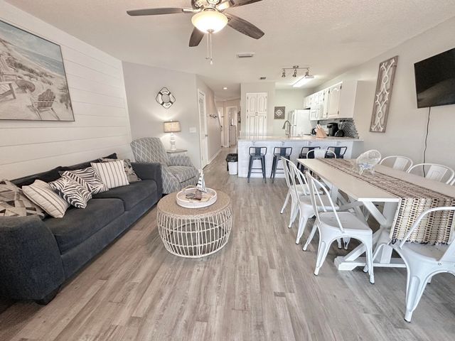 8730 S Thomas Drive UNIT 213, Panama City Beach, FL 32408