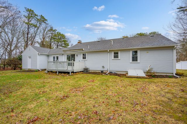 5 Duchess Drive, Sandwich, MA 02563