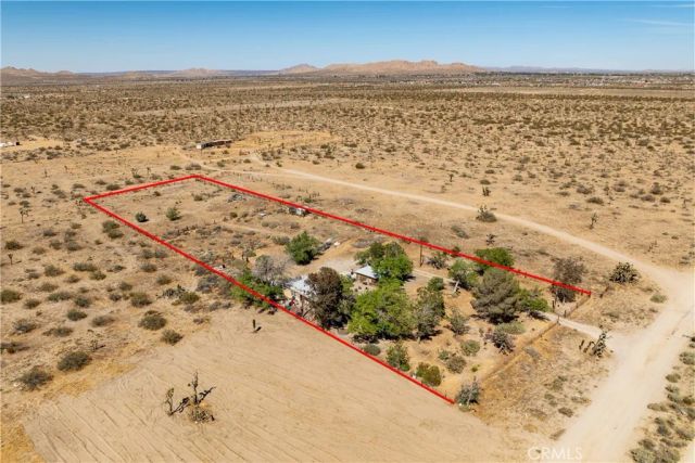 12103 E Avenue S, Littlerock, CA 93543