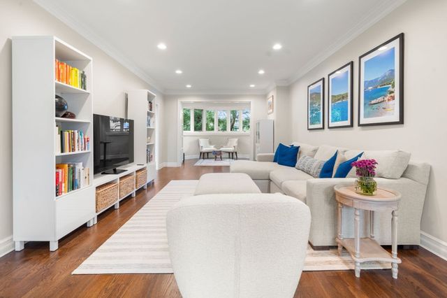 7 Upton Street 4, Boston, MA 02118
