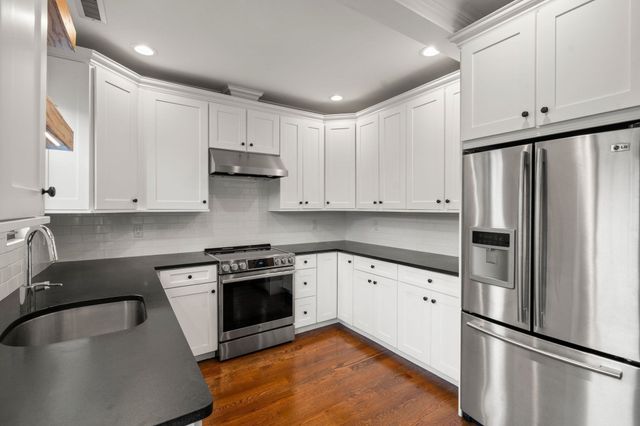7 Upton Street 4, Boston, MA 02118
