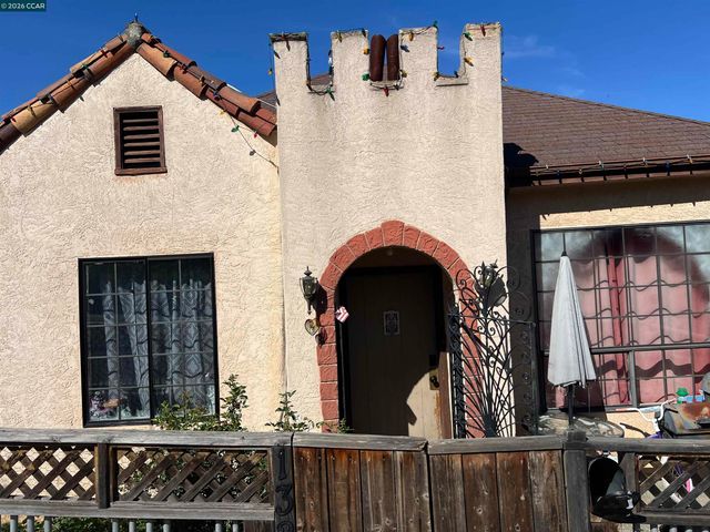 1324 Francis st, Crockett, CA 94525