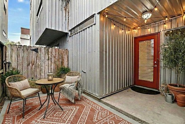 2605 Calumet Street 34, Houston, TX 77004