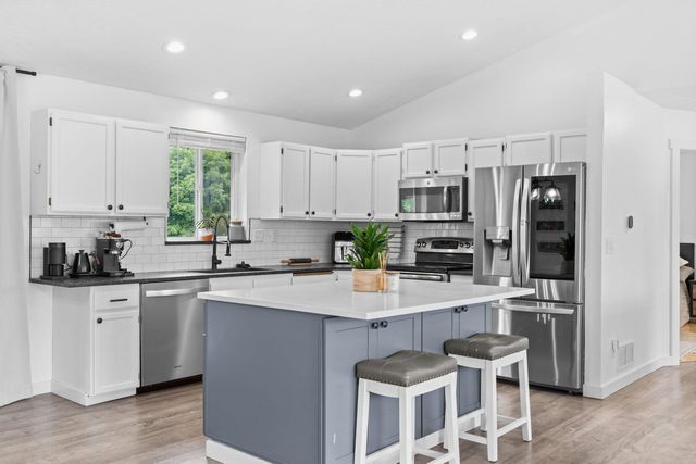 11016 E 5th Ct, Spokane Valley, WA 99206
