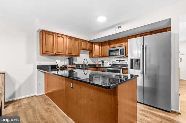 227 FINCHINGFIELD CT, Sterling, VA 20165
