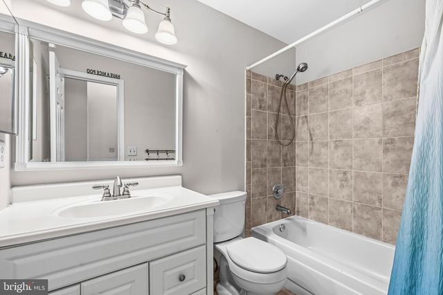 227 FINCHINGFIELD CT, Sterling, VA 20165