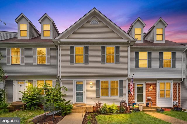 227 FINCHINGFIELD CT, Sterling, VA 20165
