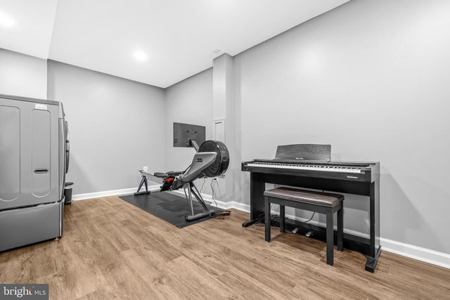 227 FINCHINGFIELD CT, Sterling, VA 20165