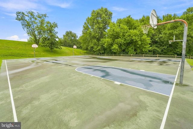 227 FINCHINGFIELD CT, Sterling, VA 20165