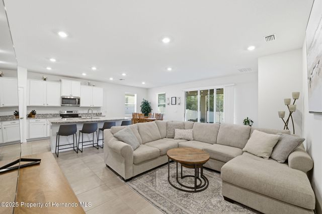 3843 Autumn Amber Dr Drive, Spring Hill, FL 34609