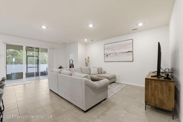 3843 Autumn Amber Dr Drive, Spring Hill, FL 34609