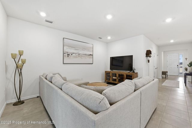 3843 Autumn Amber Dr Drive, Spring Hill, FL 34609