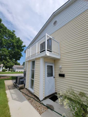 717 Whitesail Drive 717, Schaumburg, IL 60194