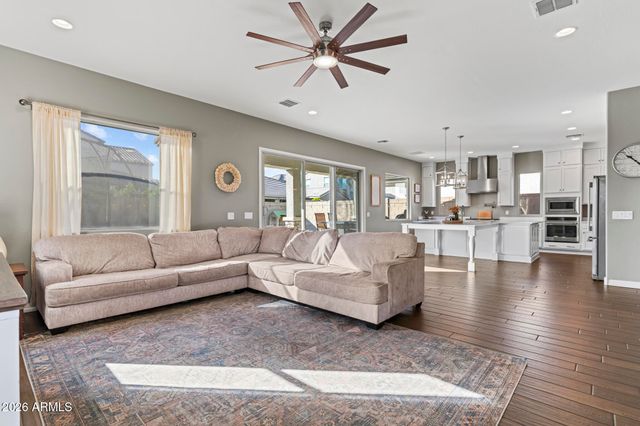 18331 W CLINTON Street, Surprise, AZ 85388