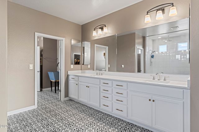 18331 W CLINTON Street, Surprise, AZ 85388