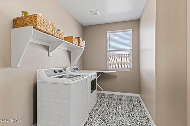 18331 W CLINTON Street, Surprise, AZ 85388