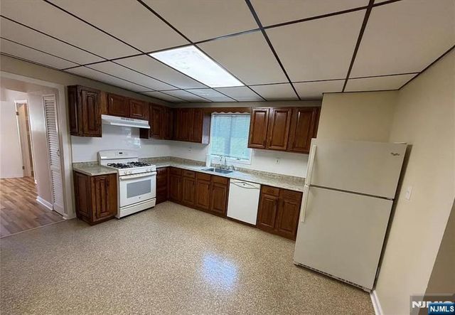 832 Paterson Avenue, East Rutherford, NJ 07073