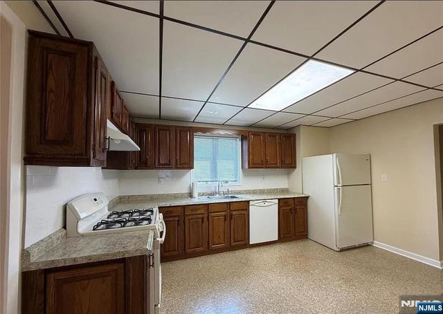 832 Paterson Avenue, East Rutherford, NJ 07073
