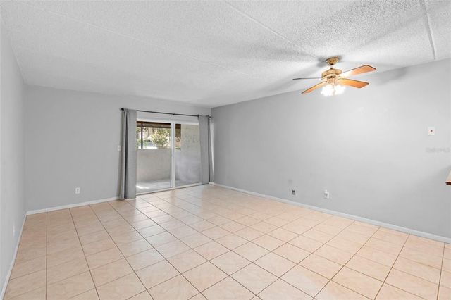 100 E KENTUCKY AVENUE F7, Deland, FL 32724
