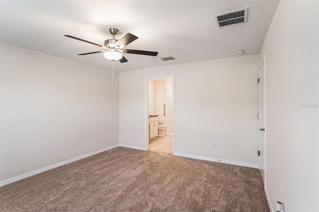 6523 BAR S BAR TRAIL, Zephyrhills, FL 33541