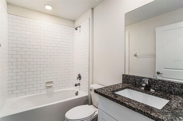 6523 BAR S BAR TRAIL, Zephyrhills, FL 33541