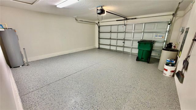 6523 BAR S BAR TRAIL, Zephyrhills, FL 33541