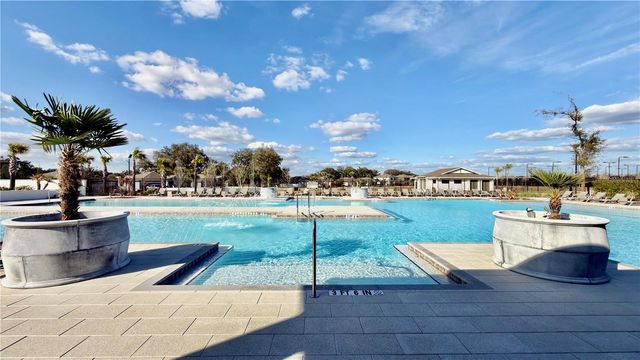 6523 BAR S BAR TRAIL, Zephyrhills, FL 33541