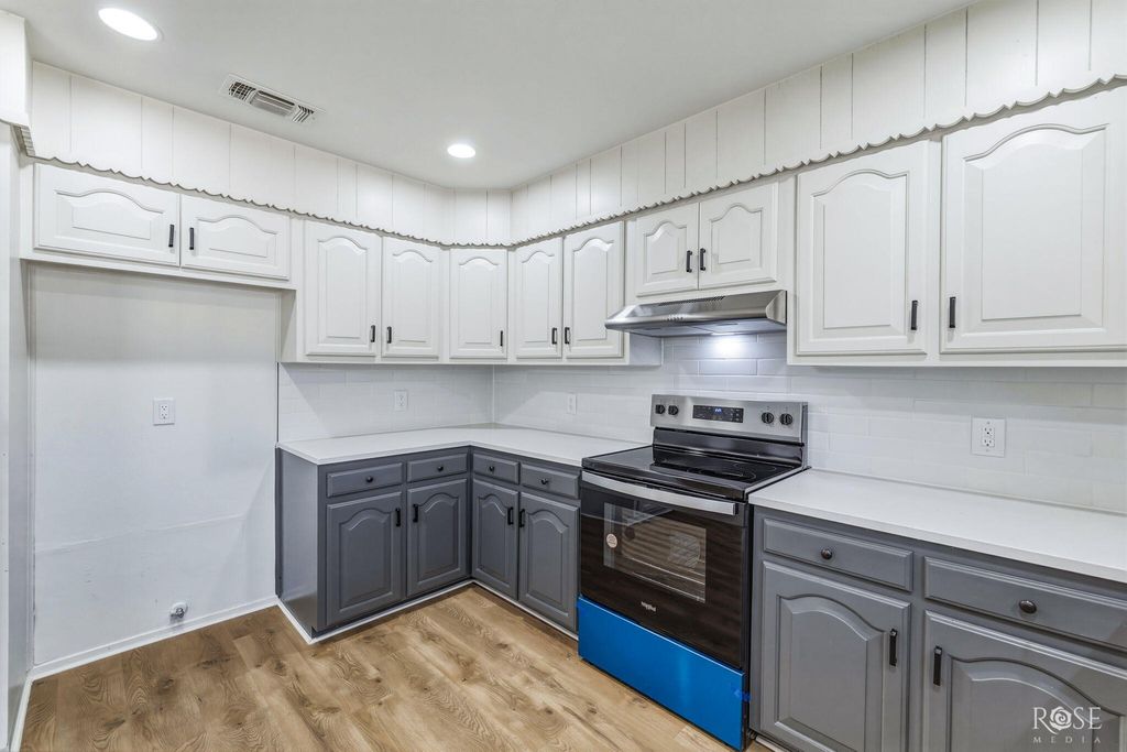 Image 15 of property listing at 3209 Alta Vista Lane, San Angelo, TX 76904