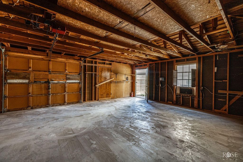 Image 32 of property listing at 3209 Alta Vista Lane, San Angelo, TX 76904