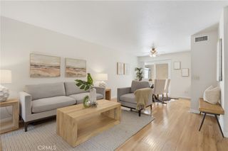 77 N Michigan Avenue 15, Pasadena, CA 91106