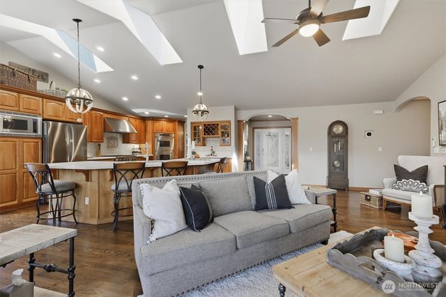 20615 39th Avenue SE, Bothell, WA 98012