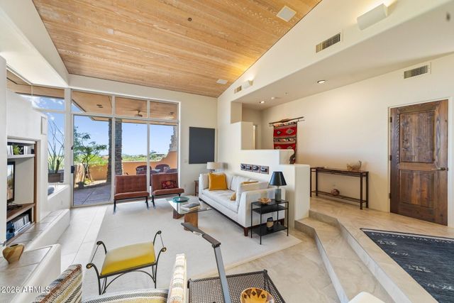 10231 E OLD TRAIL Road 33, Scottsdale, AZ 85262
