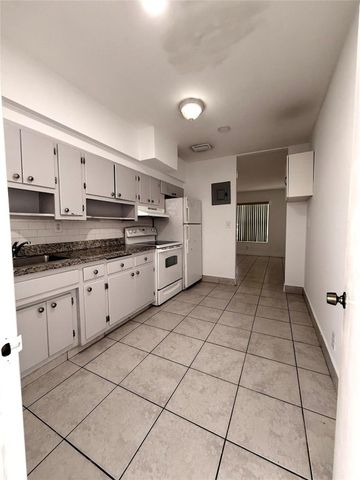 2671 NE 18th Terrace, Lighthouse Point, FL 33064