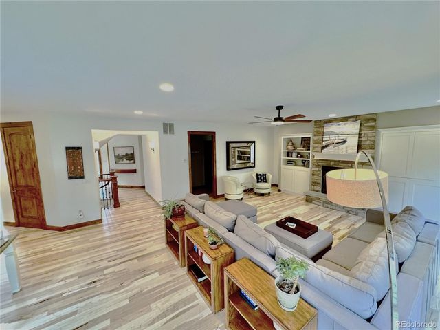 472 Durango Avenue, Broomfield, CO 80020