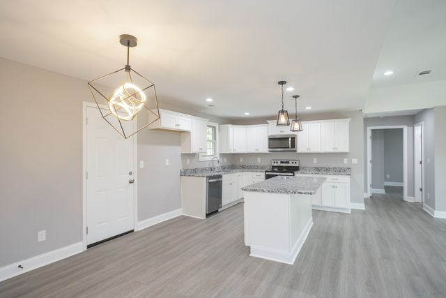 1229 Berwick Trl, Madison, TN 37115