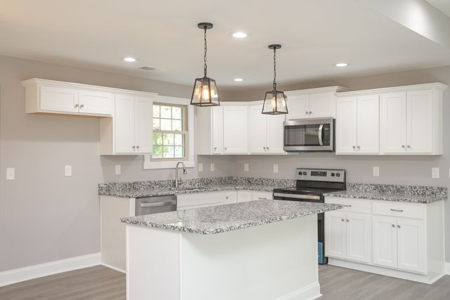 1229 Berwick Trl, Madison, TN 37115