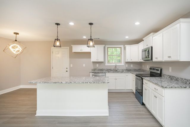 1229 Berwick Trl, Madison, TN 37115