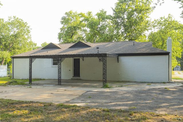 1229 Berwick Trl, Madison, TN 37115