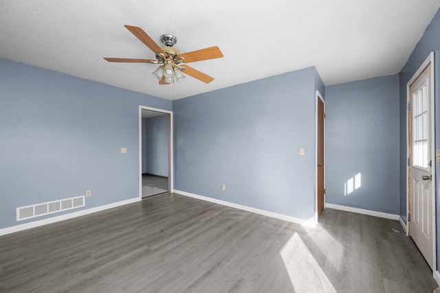 301 30th Avenue W, Milan, IL 61264