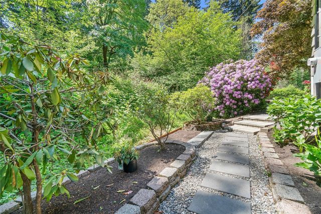 17202 3rd Avenue NW, Shoreline, WA 98177