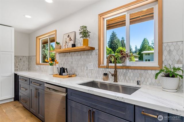 17202 3rd Avenue NW, Shoreline, WA 98177
