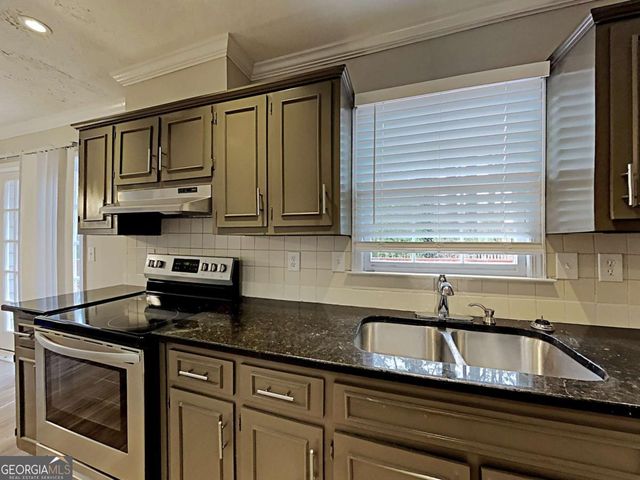 820 Providence Drive, Lawrenceville, GA 30044