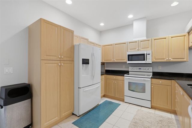 2711 73RD COURT W 115, Bradenton, FL 34209