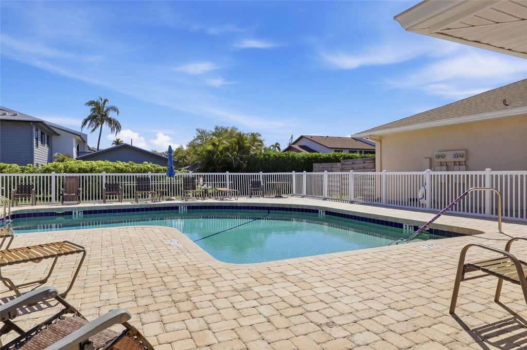 Image 41 of property listing at 2711 73RD COURT W 115, Bradenton, FL 34209